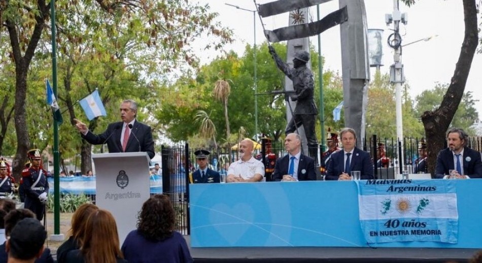Alberto Fernández: 