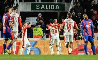 Independiente le ganó 2 a 1 a San Lorenzo y se clasificó a los Play Off