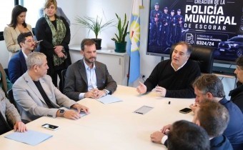 Alonso se reunió con intendentes y podría avanzar la creación de la “Policía Municipal”