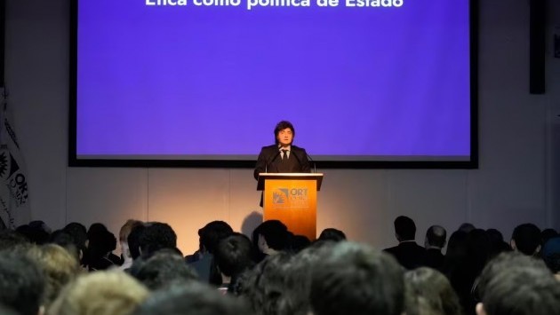 Milei en la escuela ORT: “No vamos a negociar nuestros valores éticos y morales”